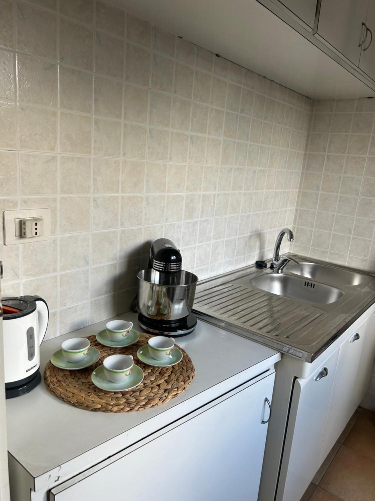 Attico - Terrace And Wi Fi Apartment